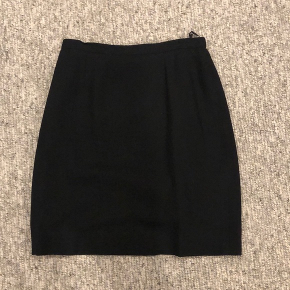 Herbert Grossman Ladies Suit - Picture 3 of 6